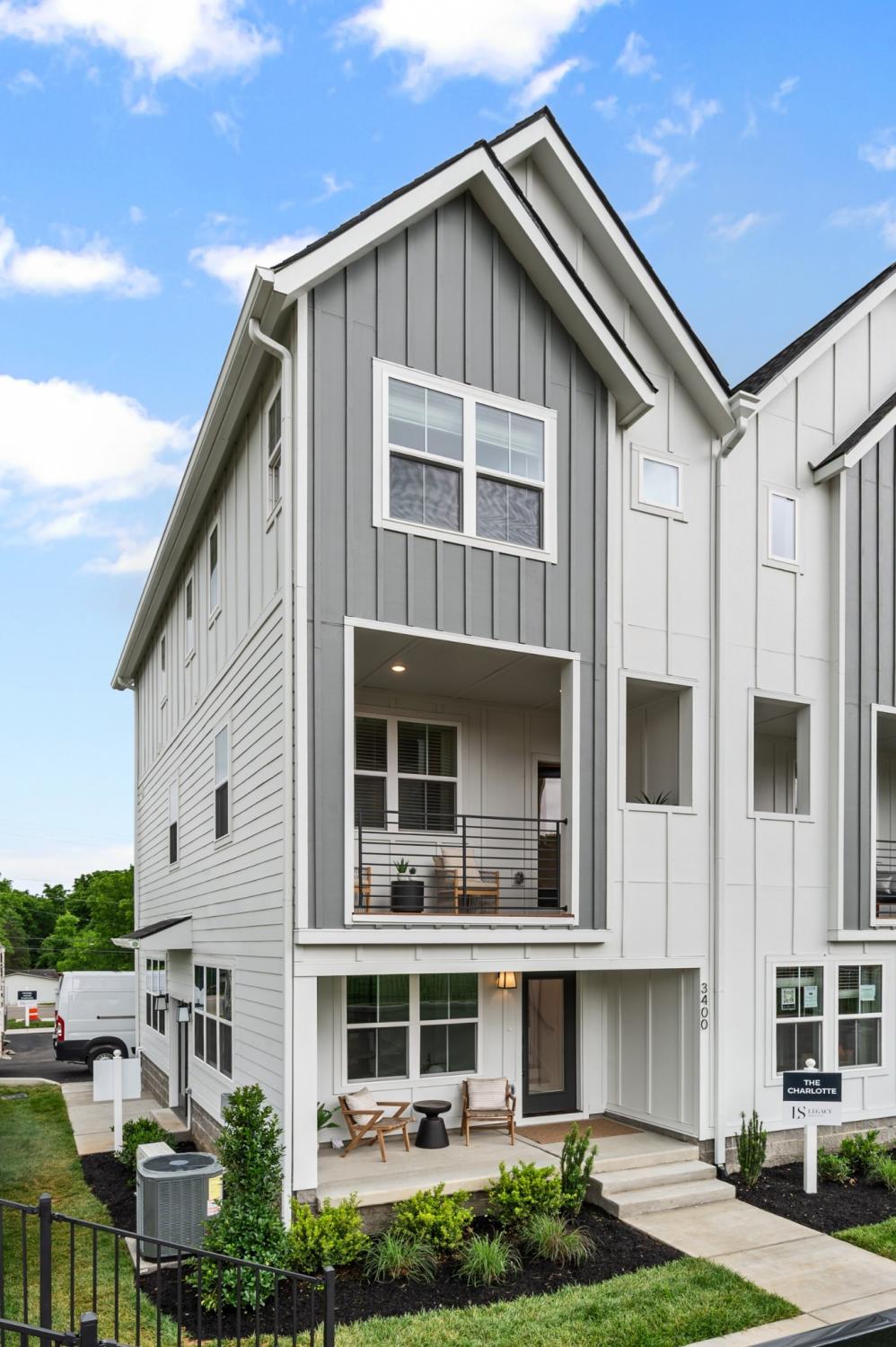 700-N-DuPont-Ave--111 For Sale