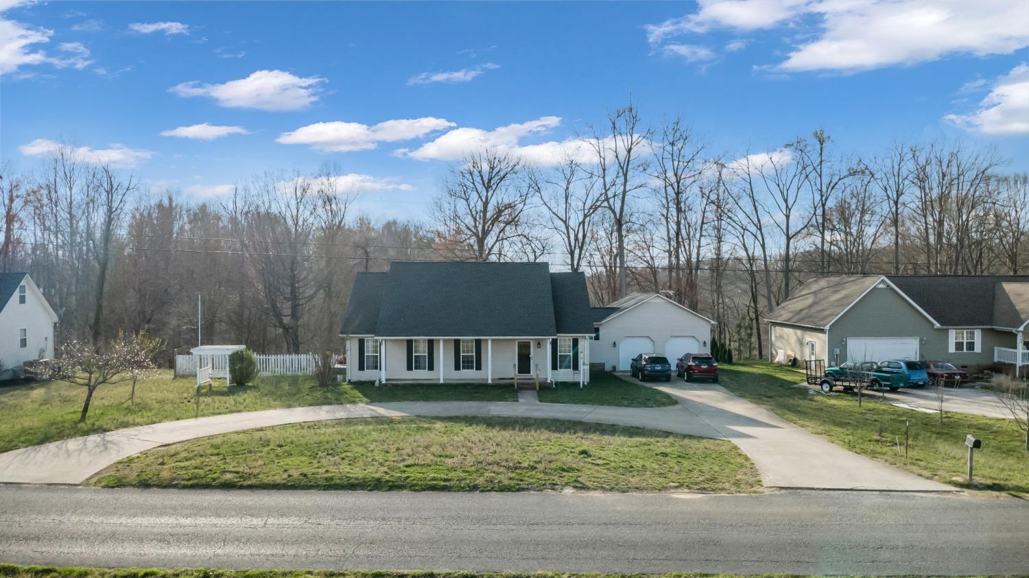 672-Old-Snow-Hill-Rd For Sale