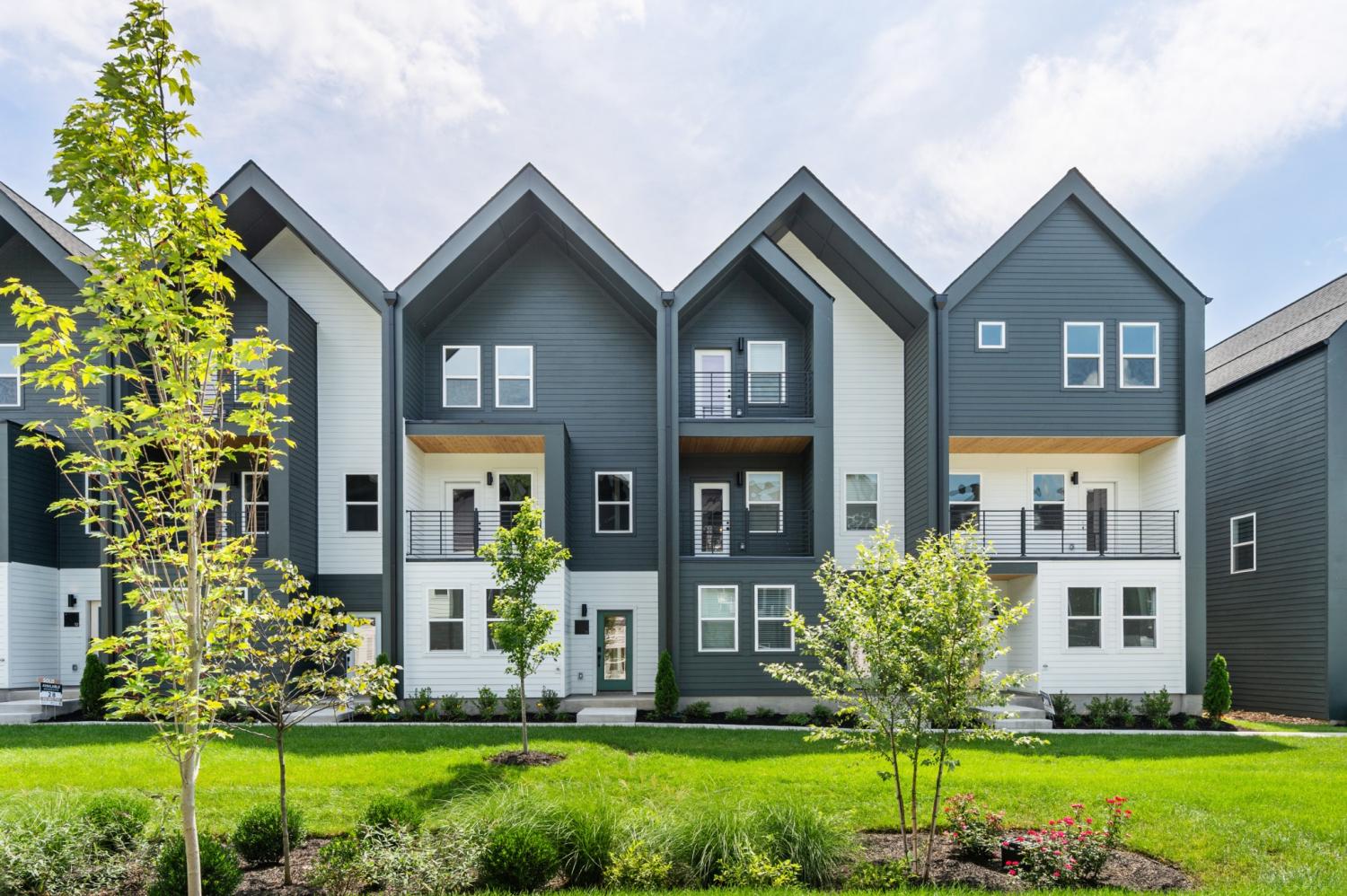 550-Markham-St For Sale