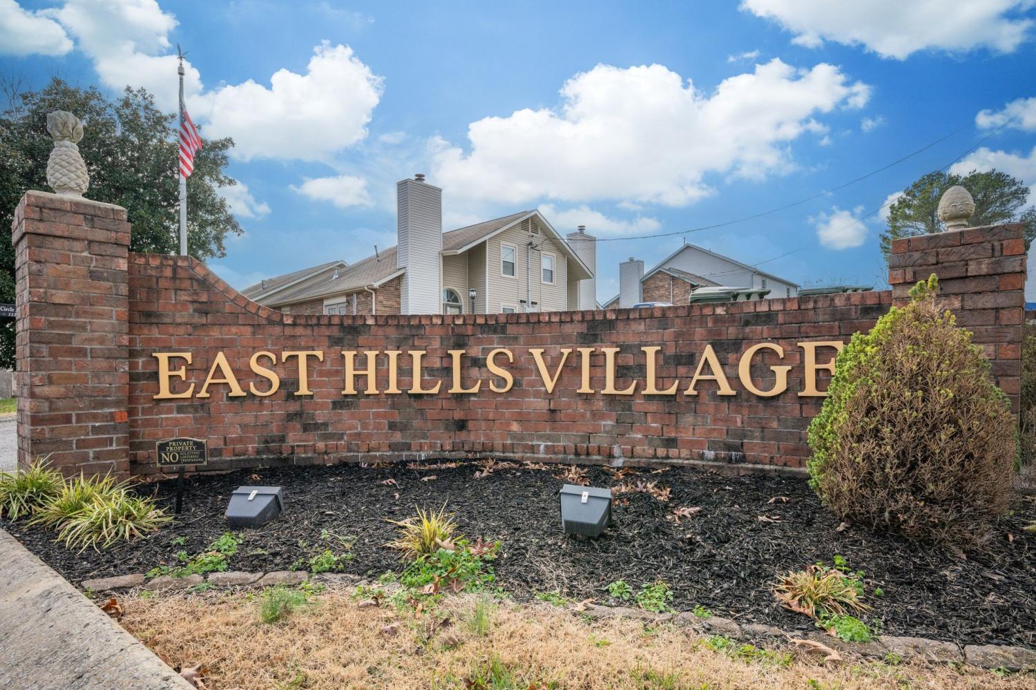 305-Village-Lane-West For Sale