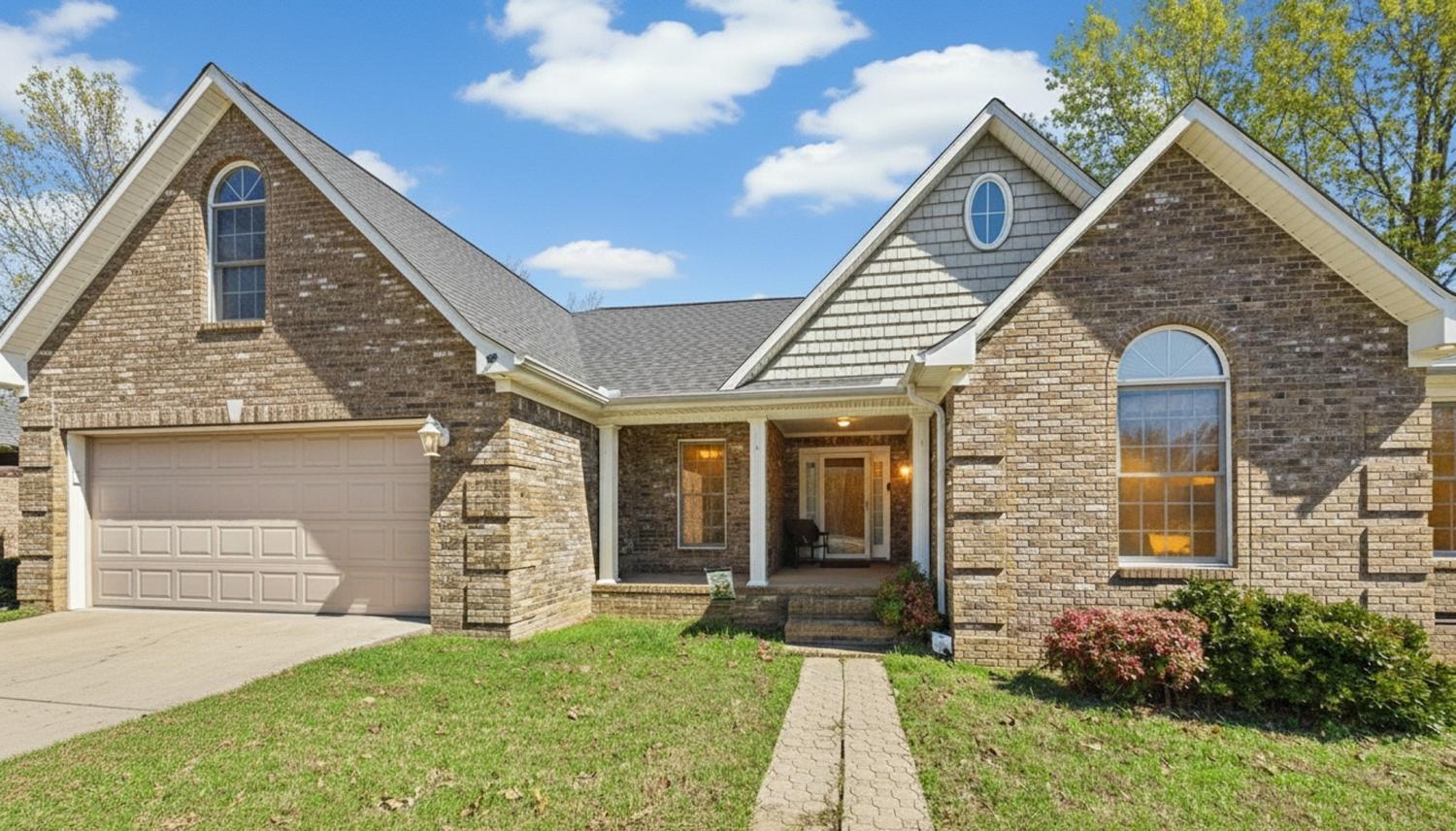 461-Patricia-Dr For Sale