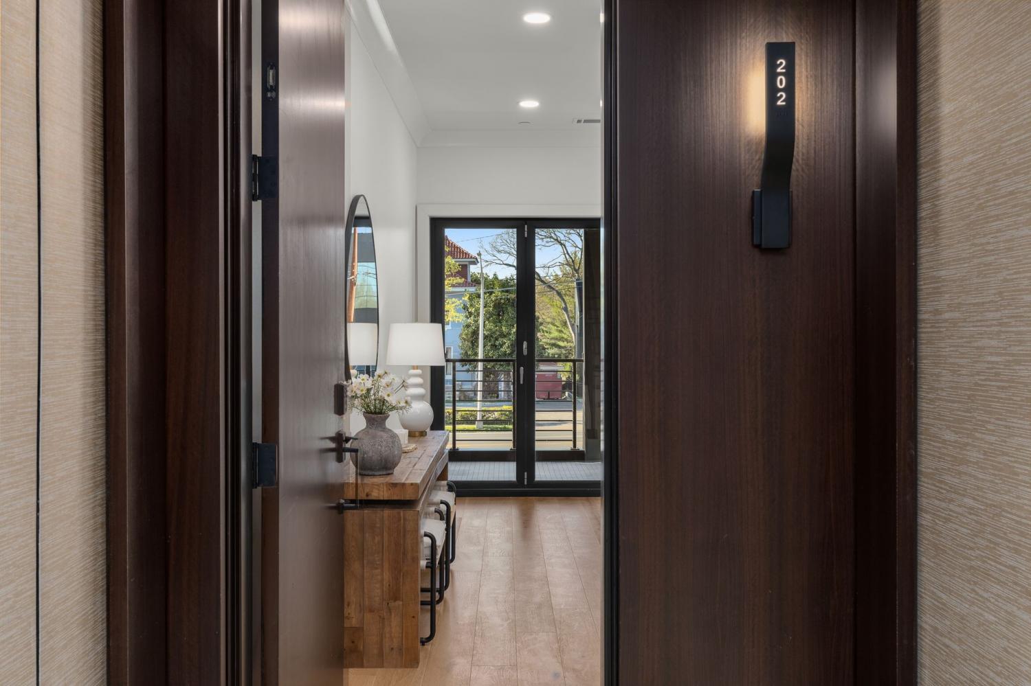 95-Leonard-Ave For Sale