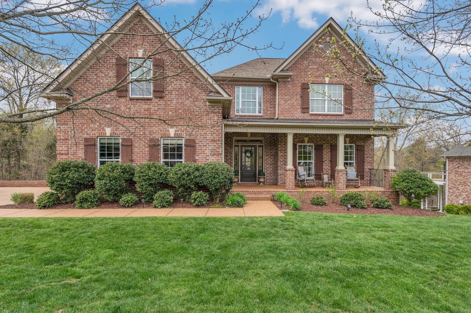 1542-Red-Oak-Ln For Sale