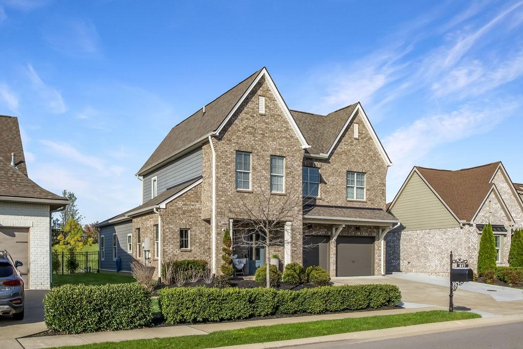 647-Sire-Ave For Sale