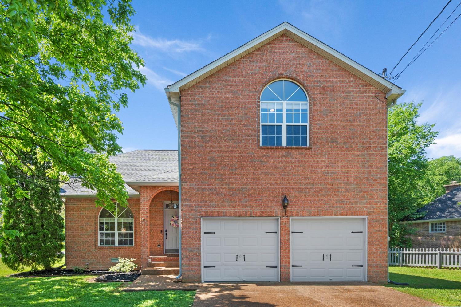 125-Wembly-Ct For Sale