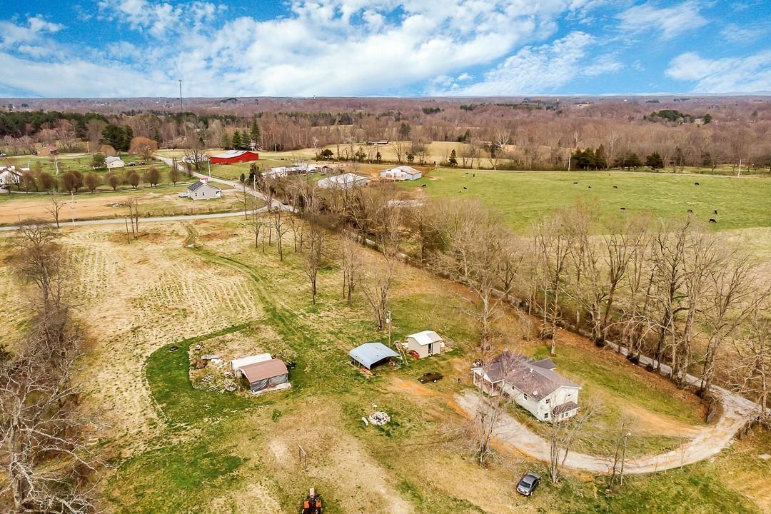 2585-Pow-Rd For Sale