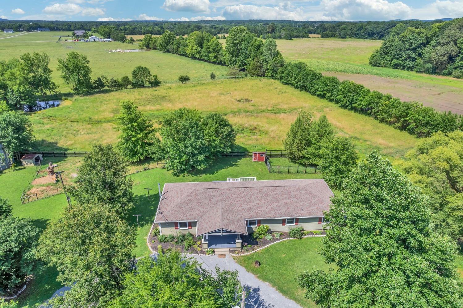 590-Squire-Jones-Rd For Sale