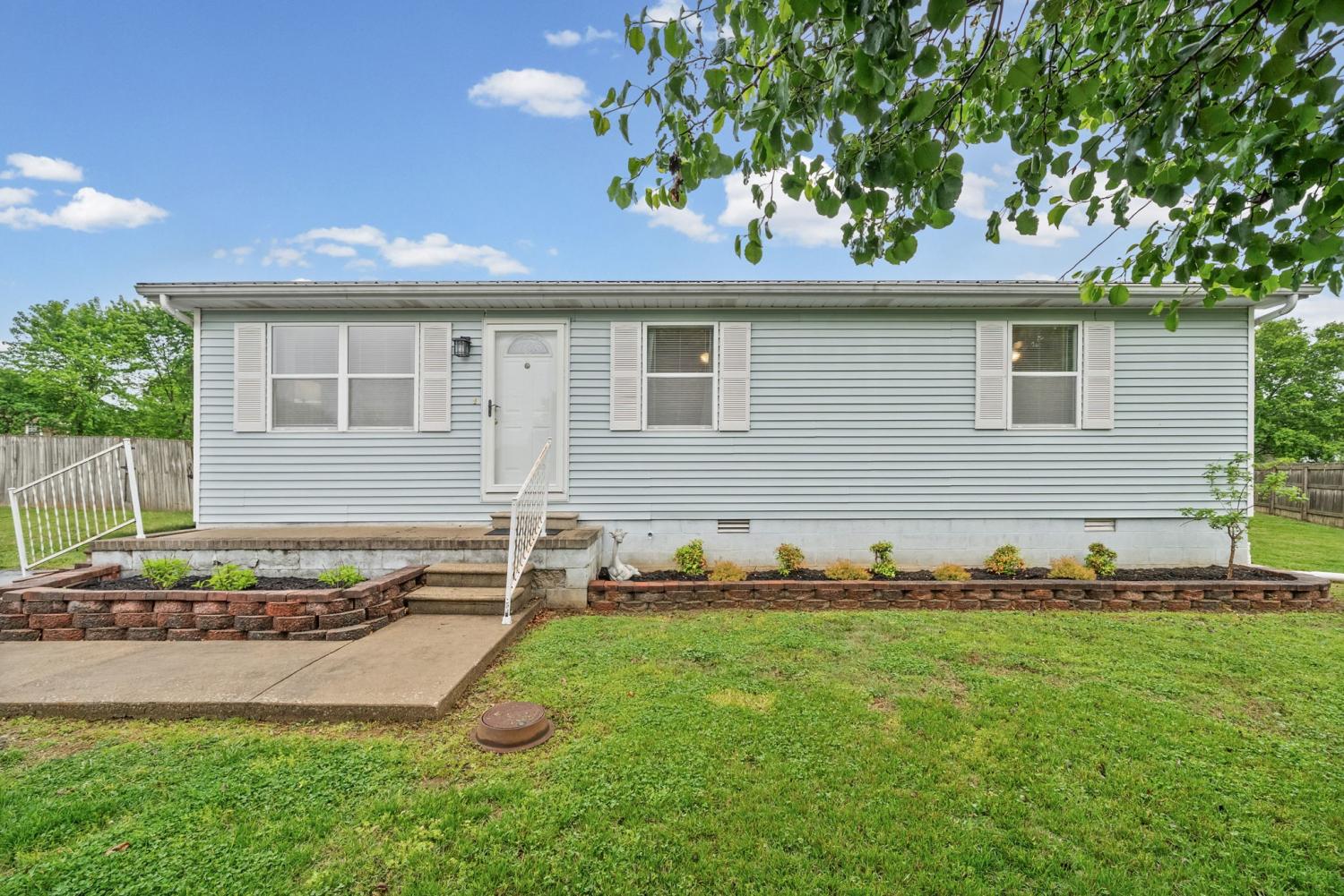 709-Pineridge-Dr For Sale