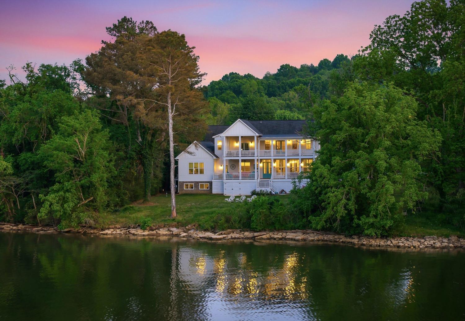 205-Clover-St For Sale