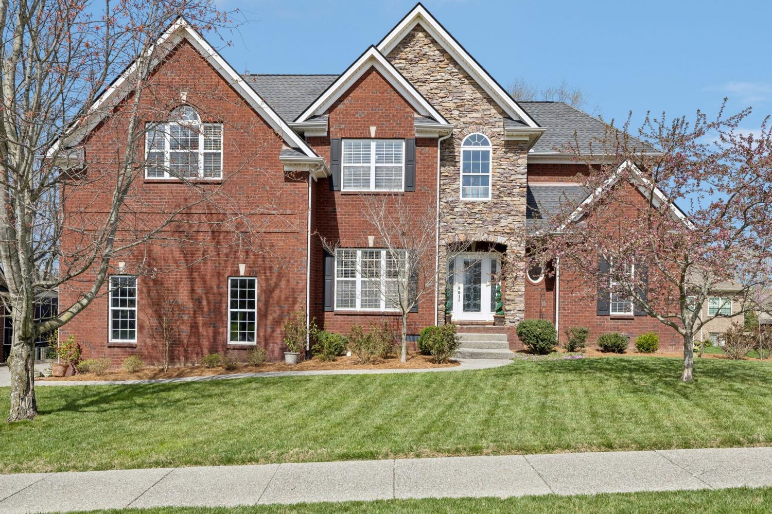 1712 Stoney Hill Ln TN 37174 For Sale - 