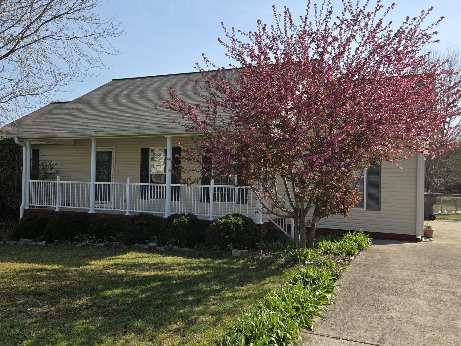 455-Creek-Ln For Sale