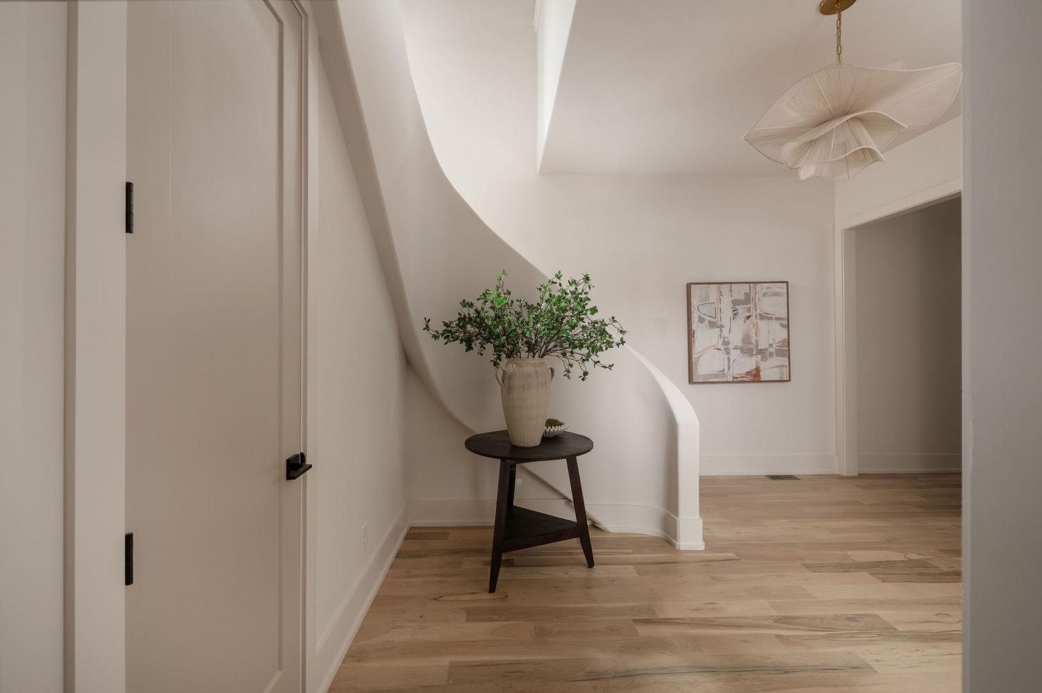2507A-Vaulx-Ln For Sale