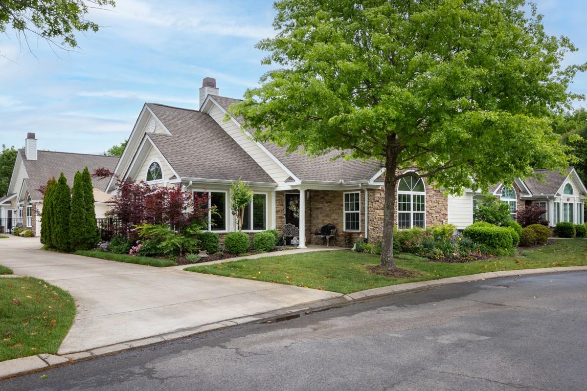825-Browns-Ln For Sale