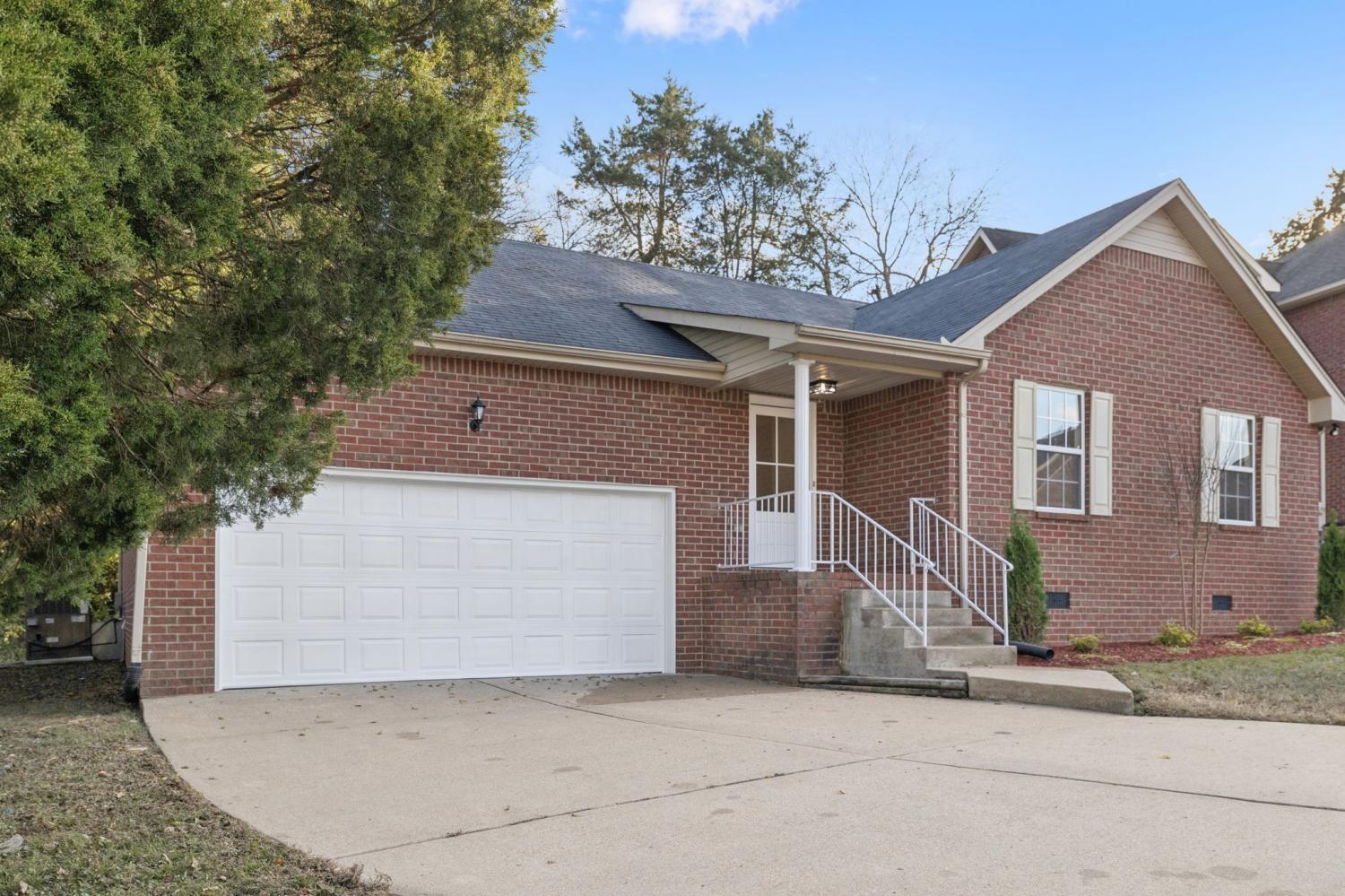 417-Hickory-Chase-Dr For Sale