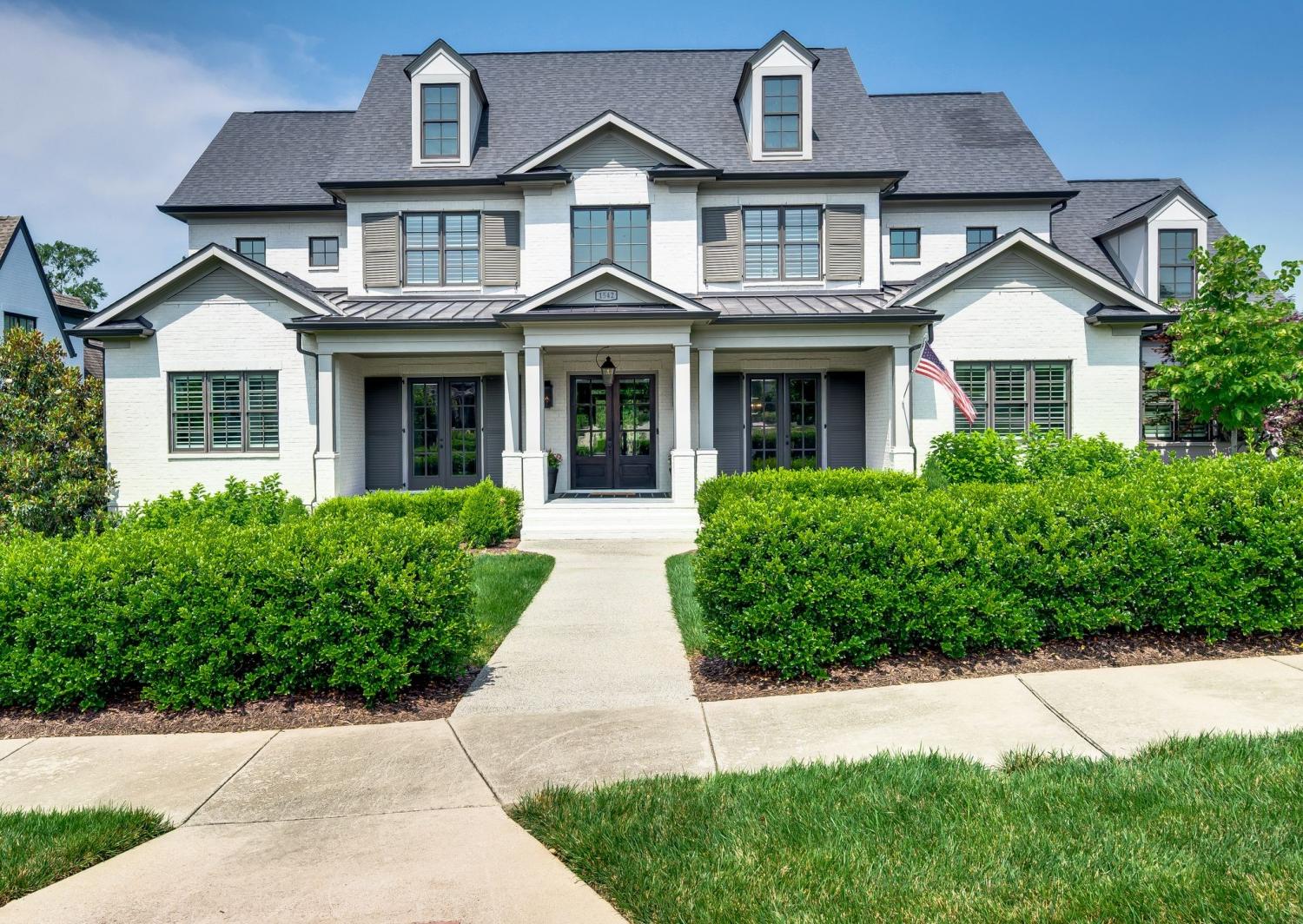 1542-Amesbury-Ln For Sale