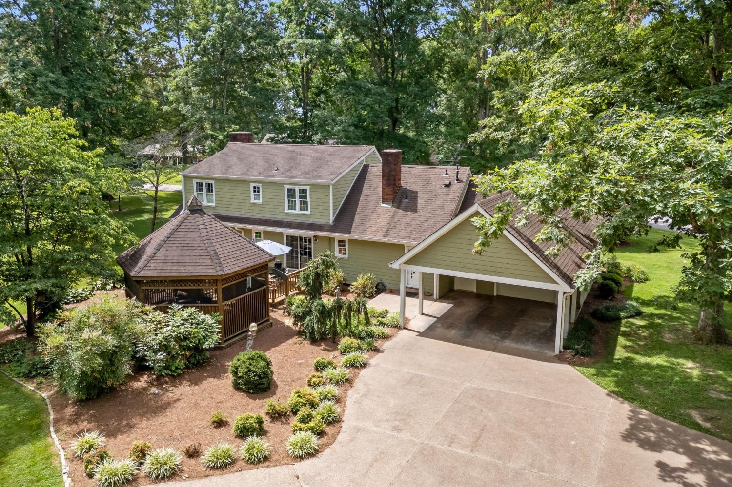 454-White-Oak-Dr For Sale