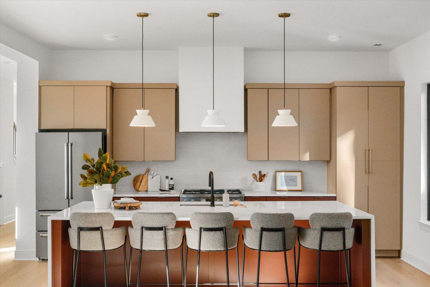 627-Richmond-Bnd For Sale