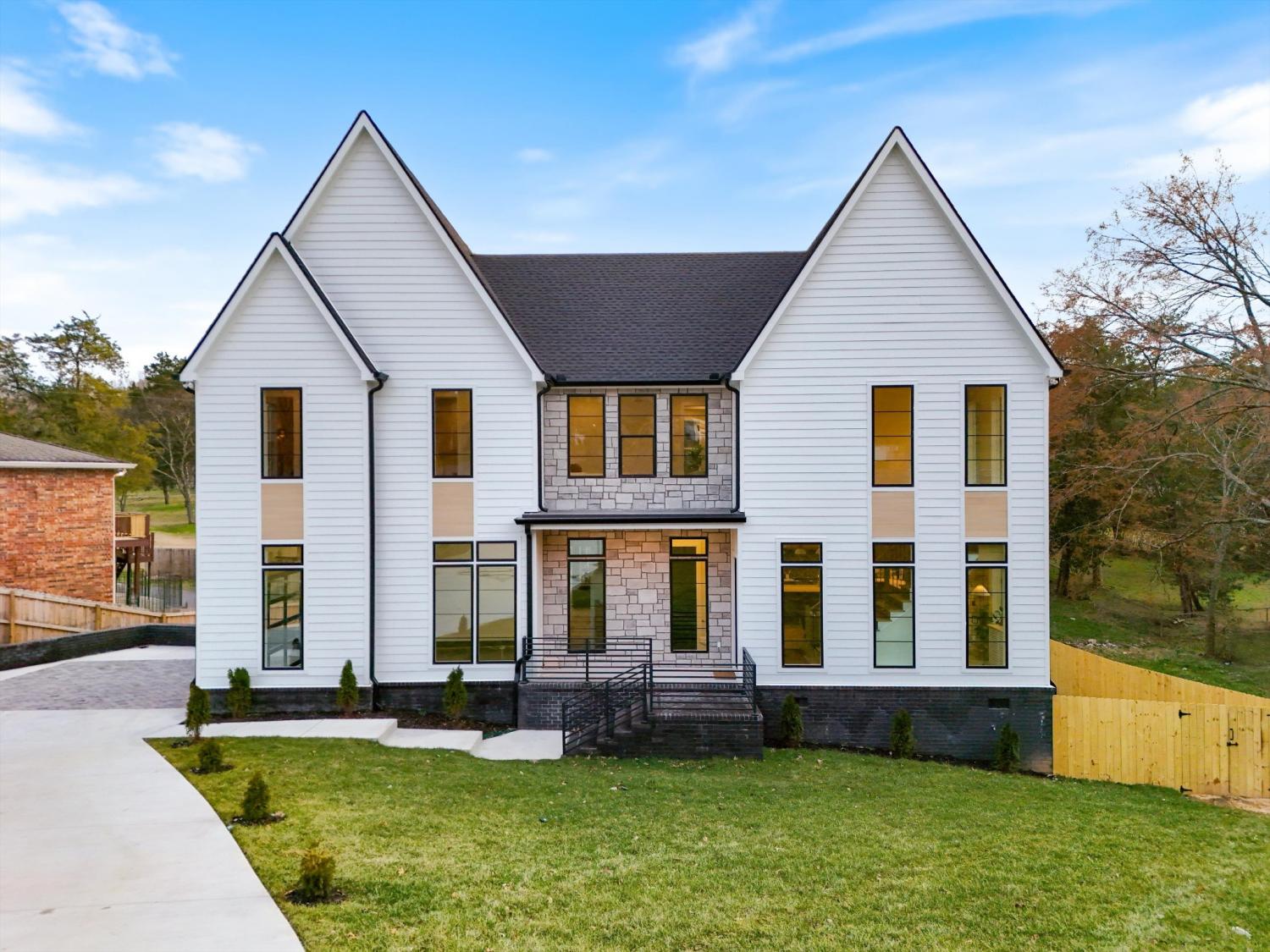 819-Davidson-Dr For Sale