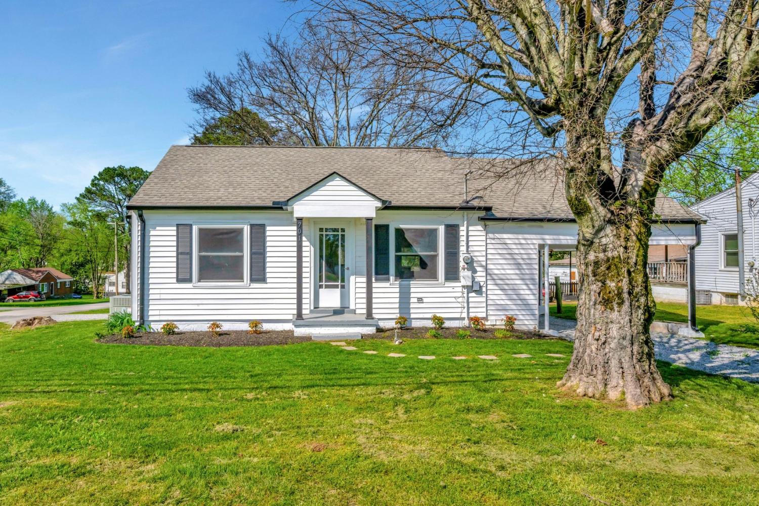 701-Santa-Fe-Pike For Sale