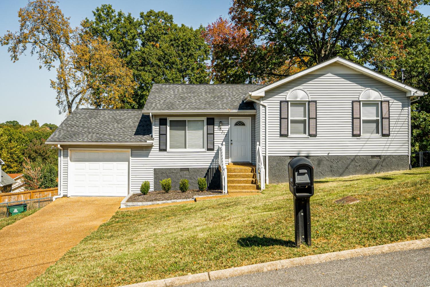 5317-Ashlawn-Dr For Sale