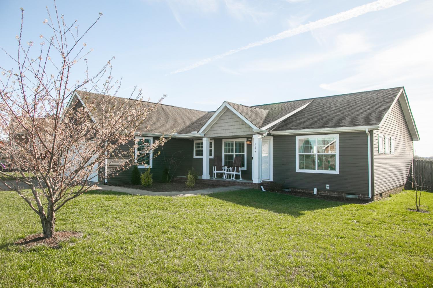 1009-McCormick-Xing For Sale