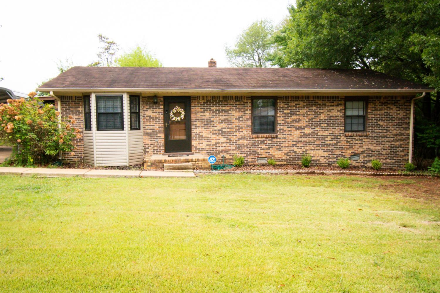 305-Lincoln-St For Sale