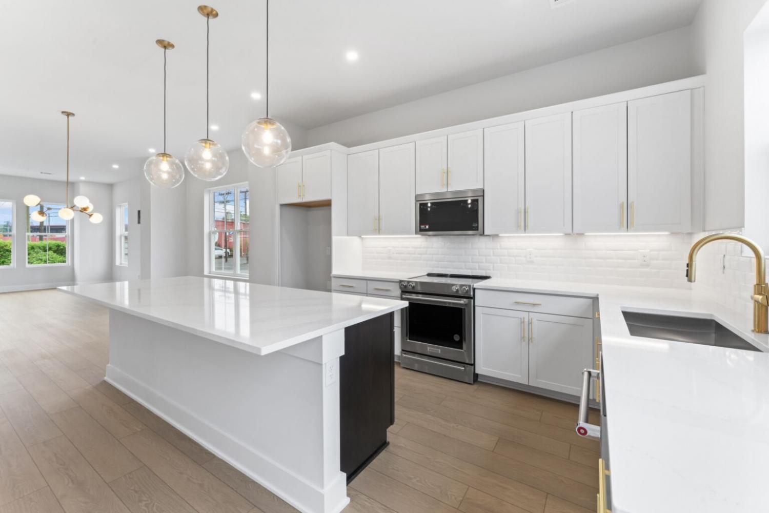 332-Hutcherson-Aly For Sale