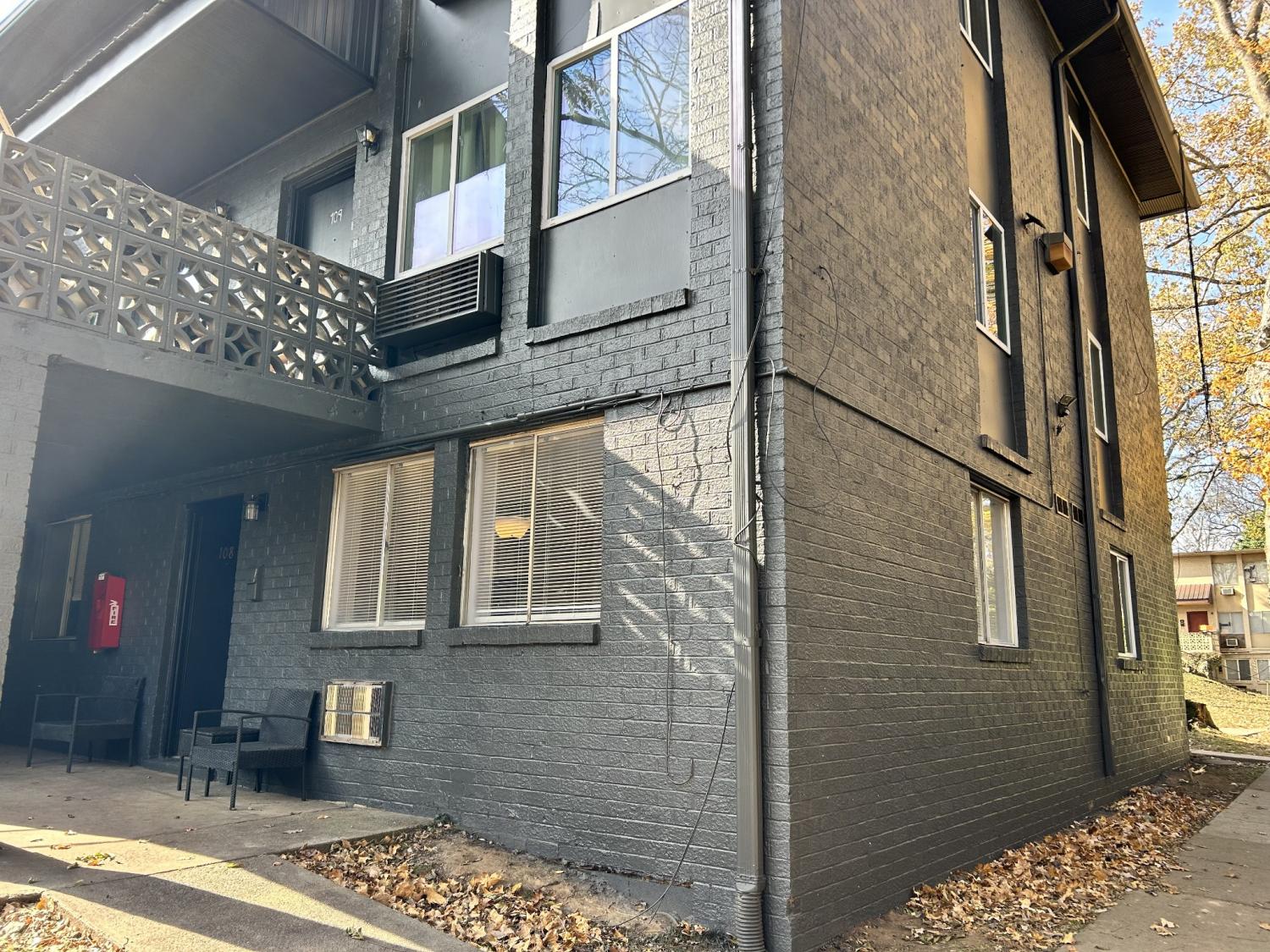 550-Harding-Pl For Sale