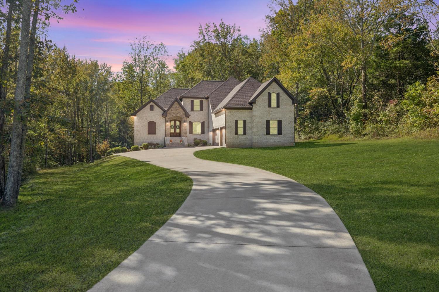 1040-Washington-Dr For Sale