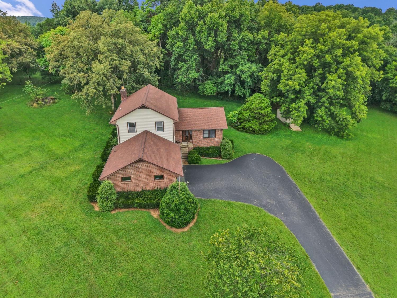 174-Circle-Dr For Sale