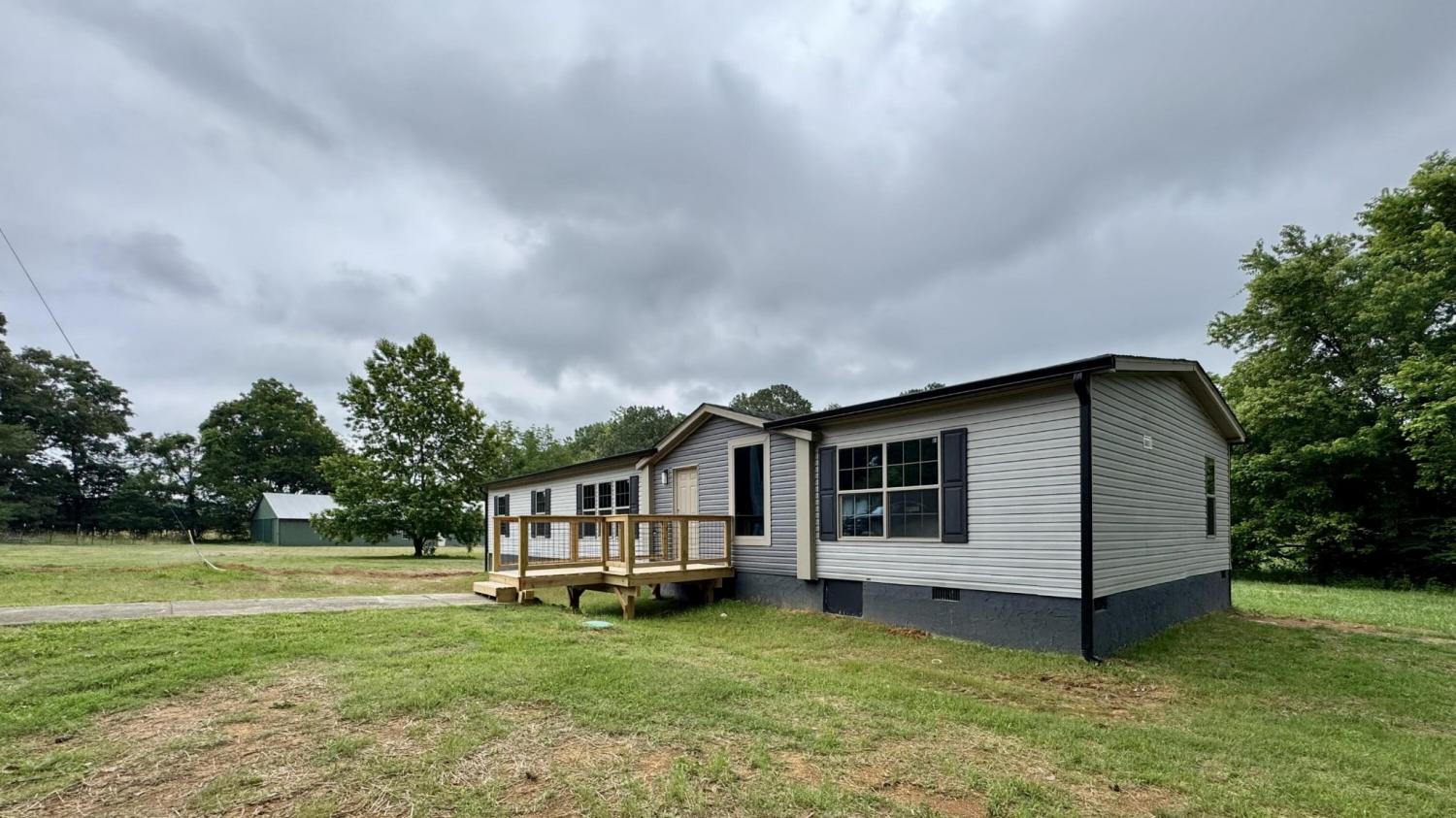 1855-Dowdy-Road--SE For Sale