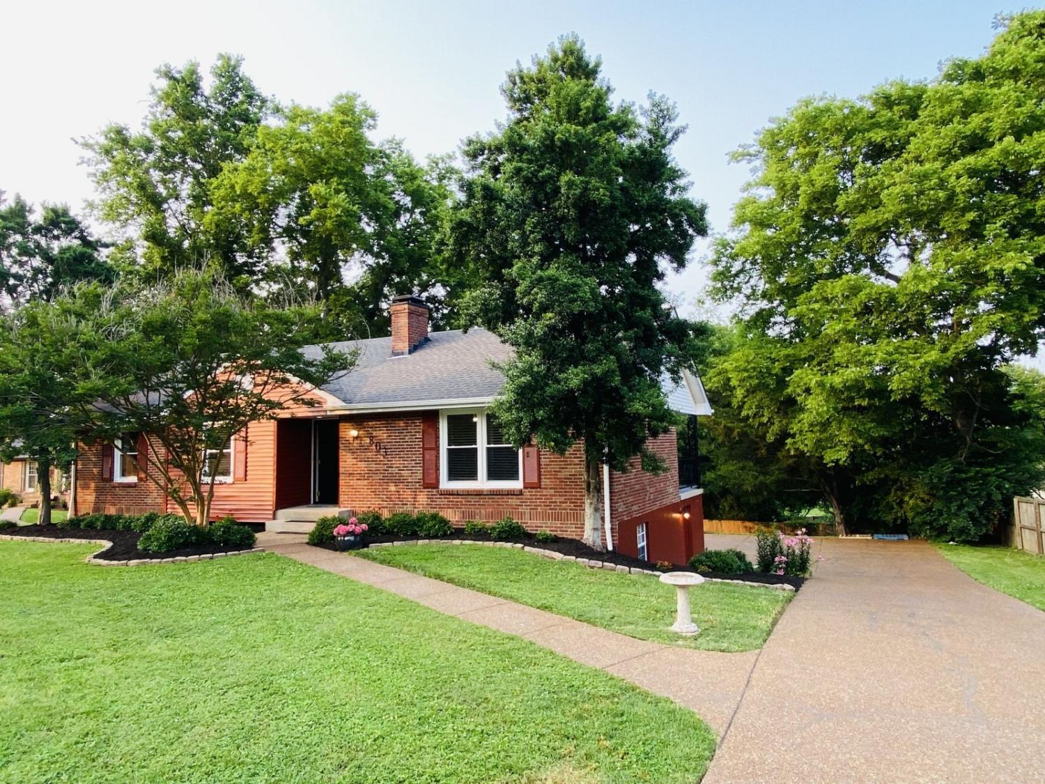 803-Countrywood-Dr For Sale