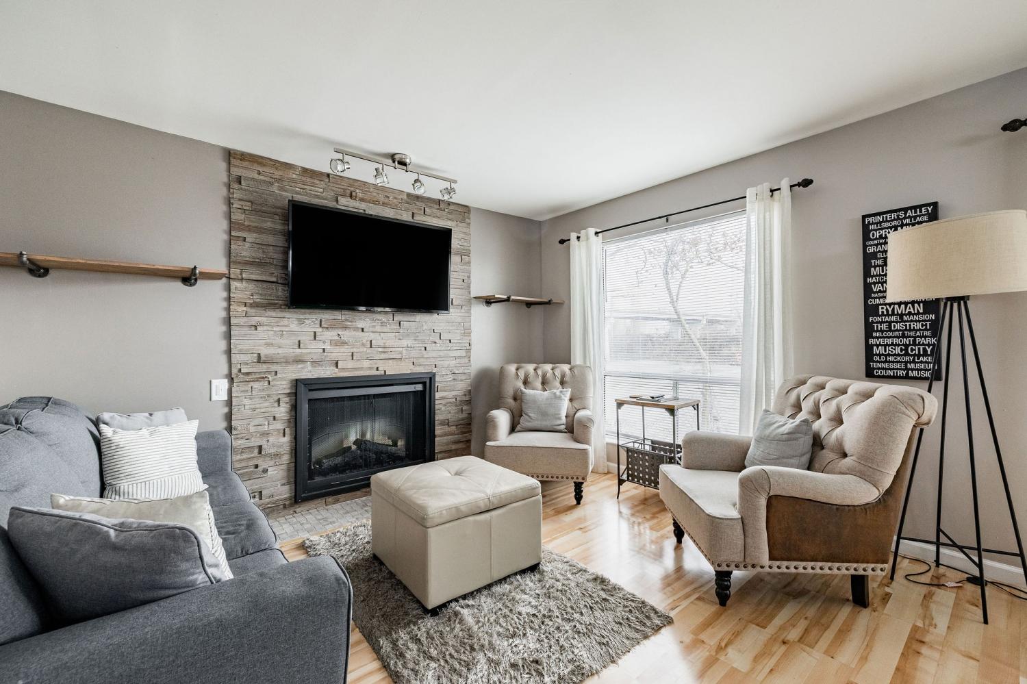 918-1st-Ave--N For Sale