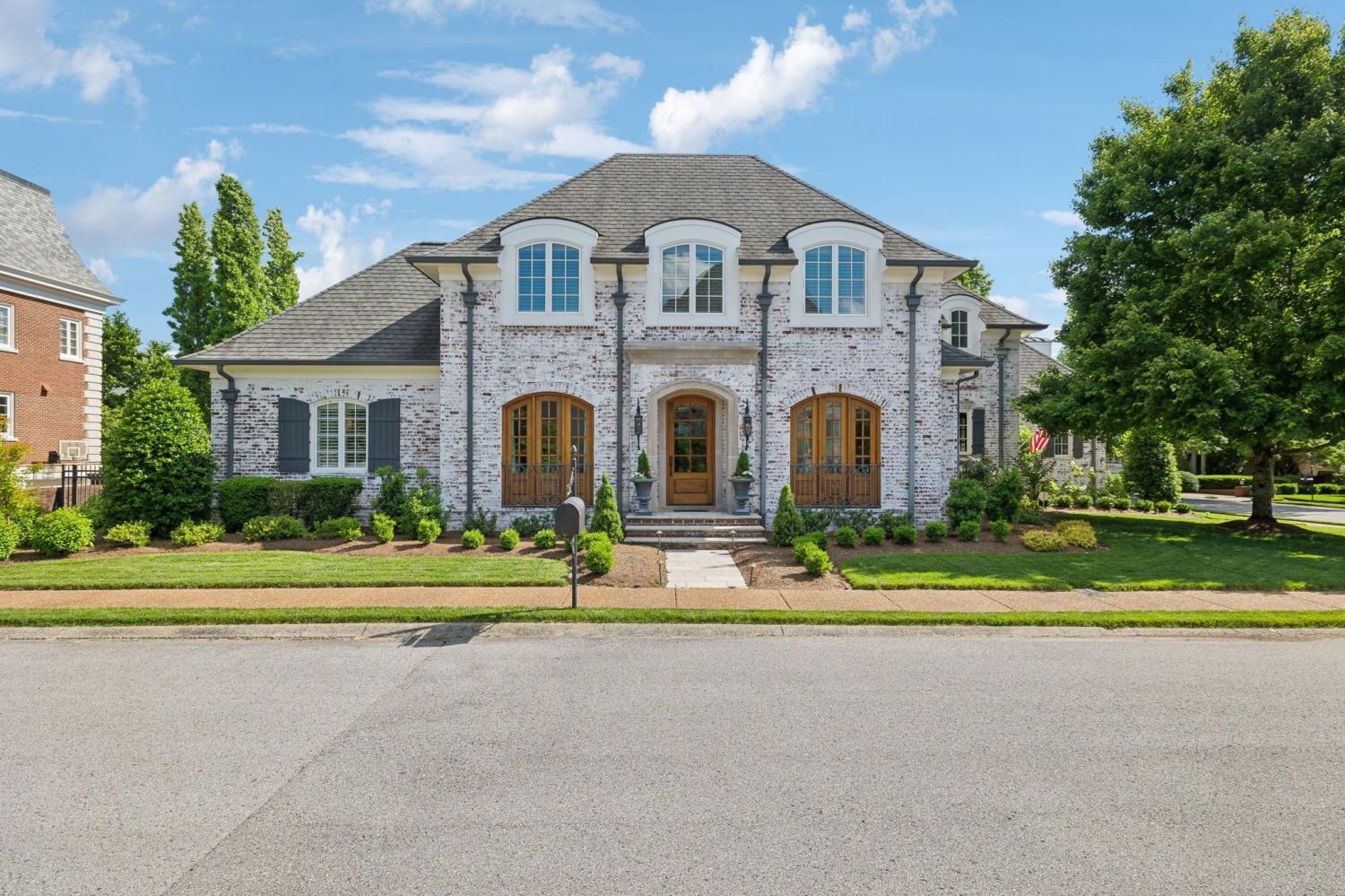 114-Middleton-Cir For Sale