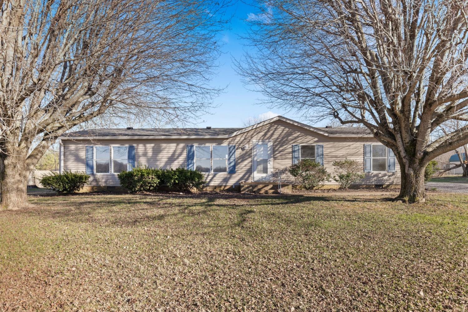 124-Oak-Hill-Dr For Sale