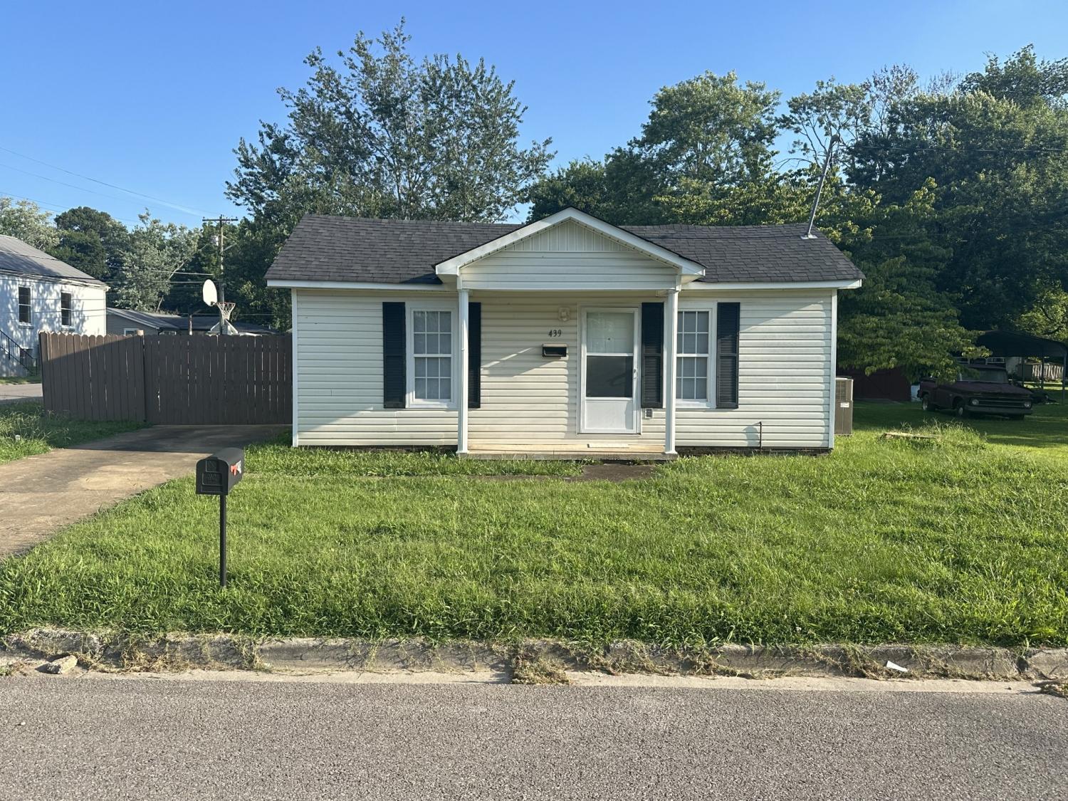 439-4th-St For Sale
