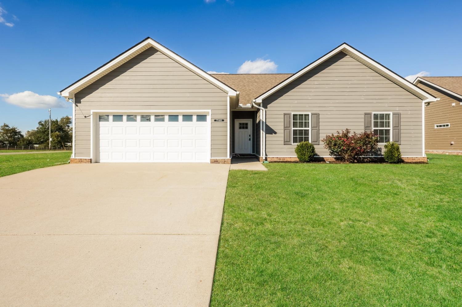 746 Coker Way TN 37174 For Rent -