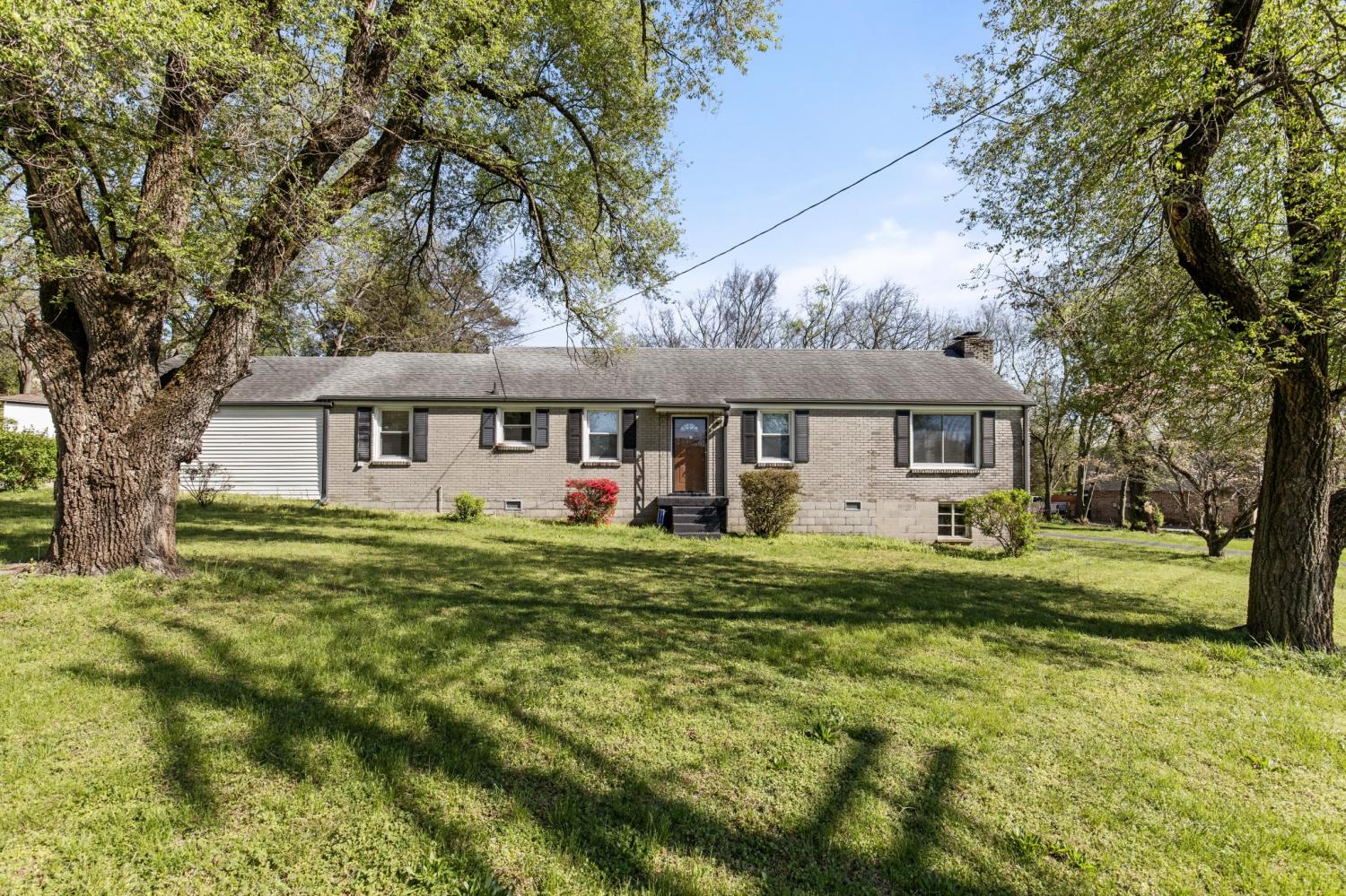 35-Cameo-Dr For Sale