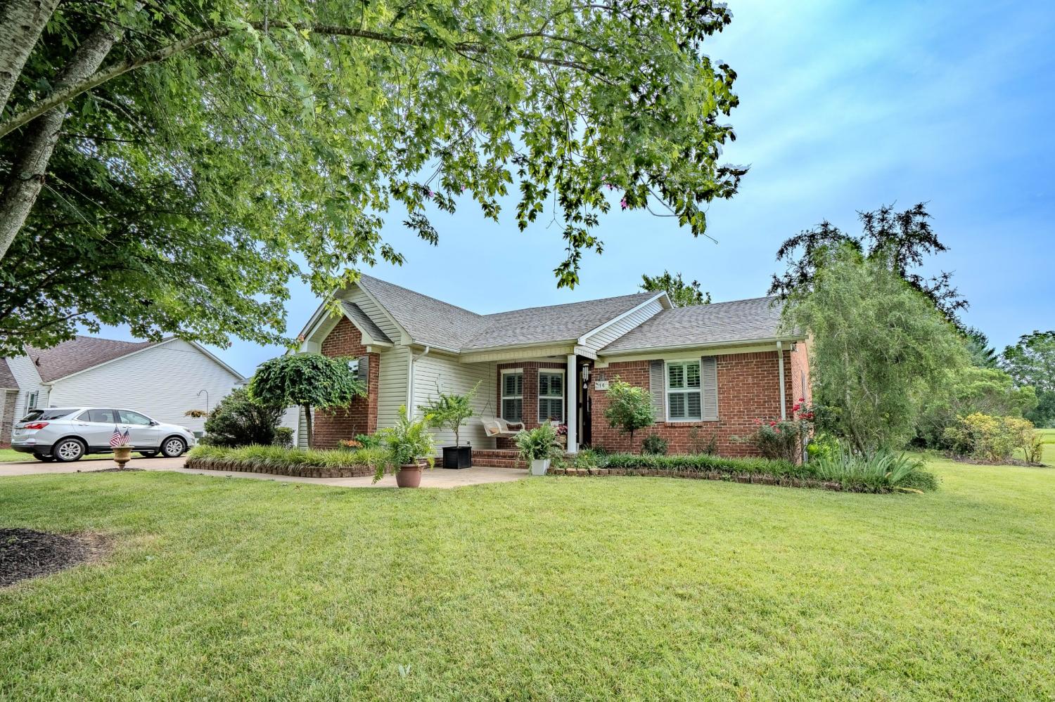 14-Delana-Ave For Sale