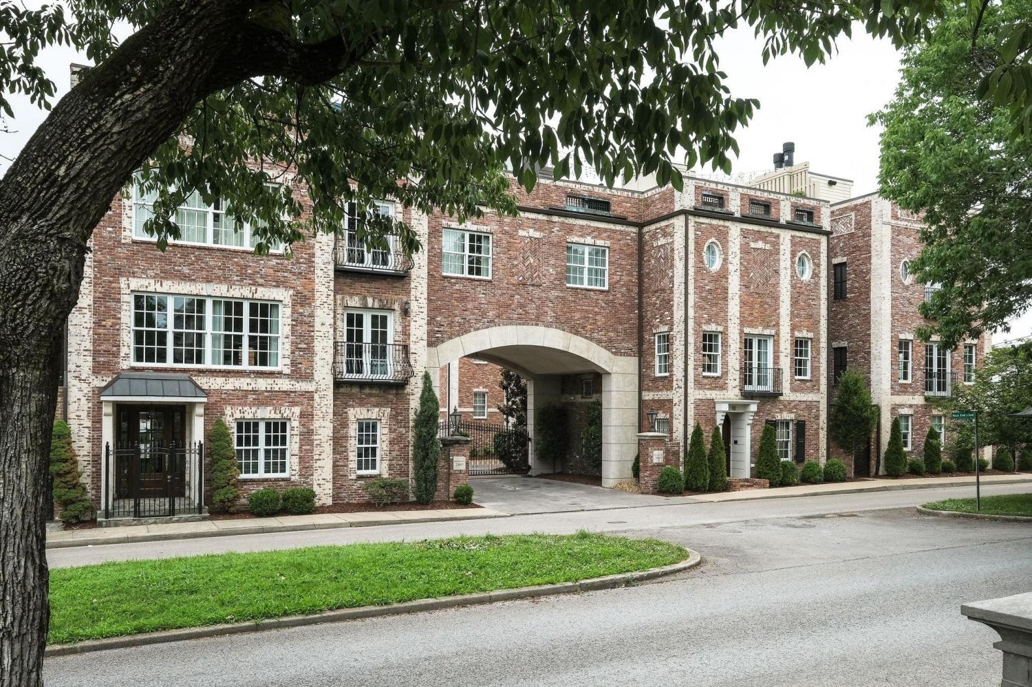 103-West-End-Close For Sale
