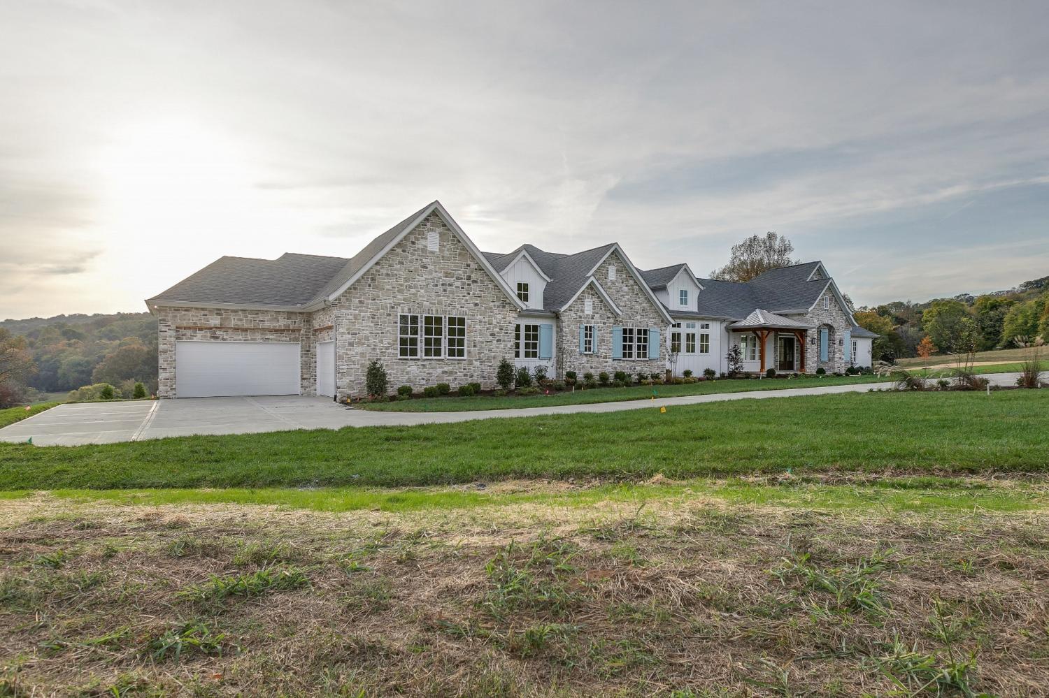 6057-Stone-Cliff-Ln For Sale