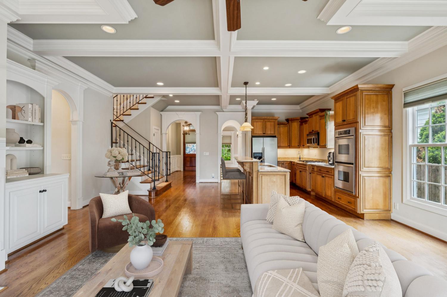 506-Windsor-Park-Ln For Sale