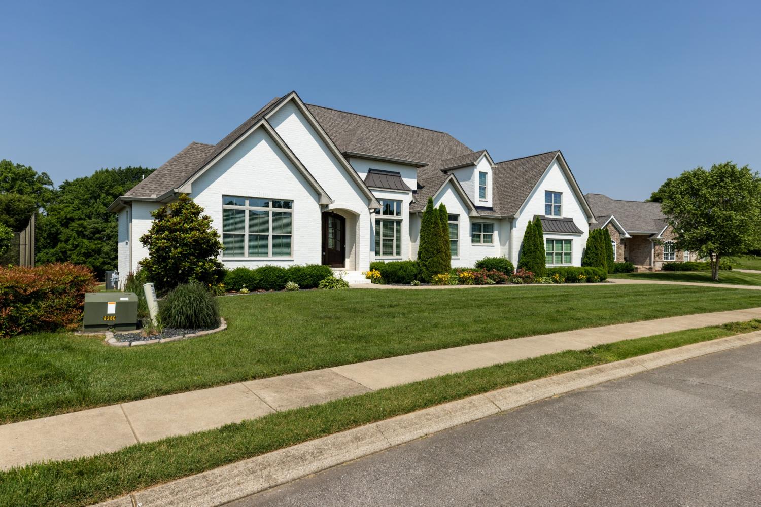 836-Savannah-West-Ct For Sale