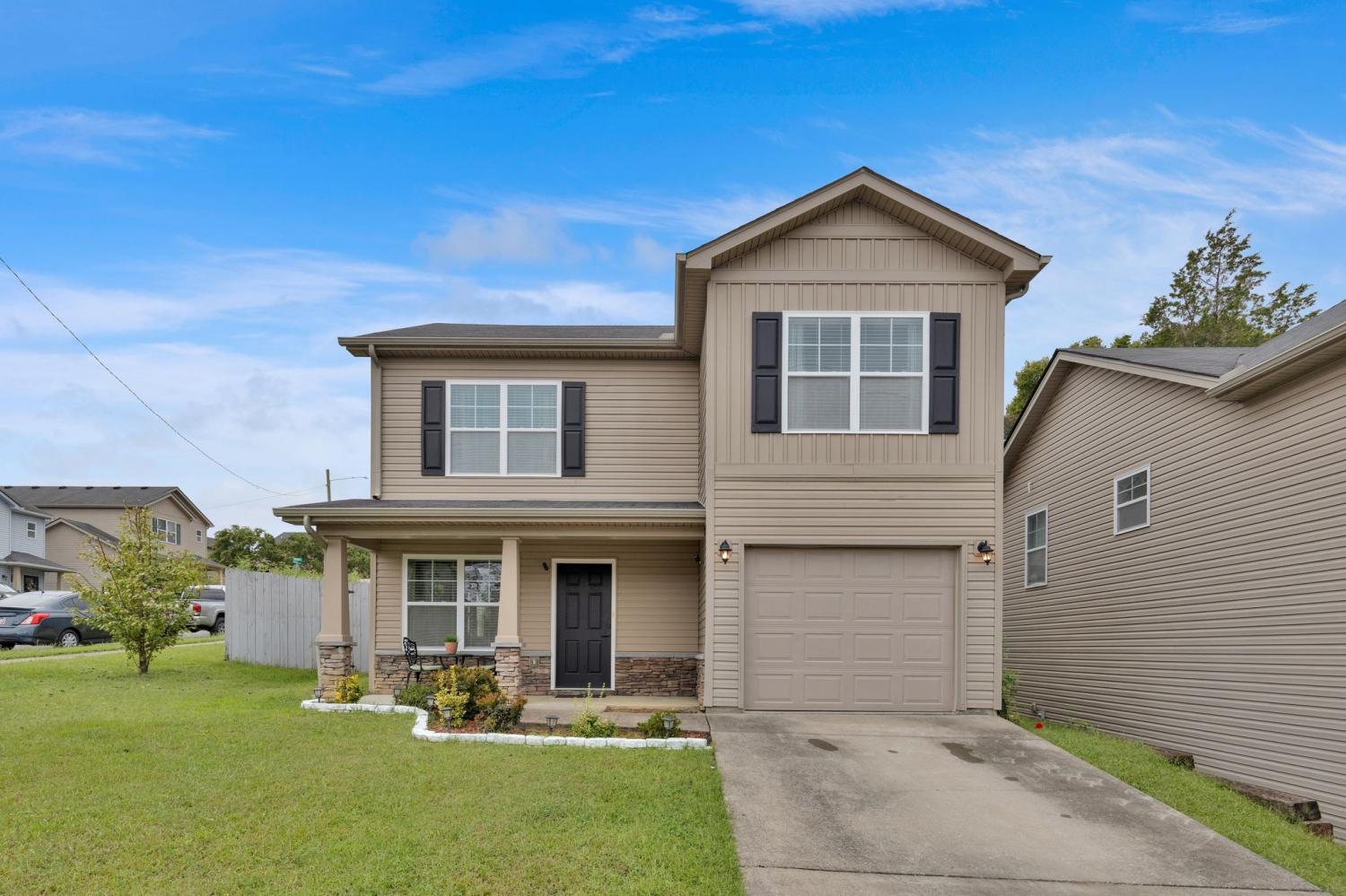 908-Townview-Pl For Sale