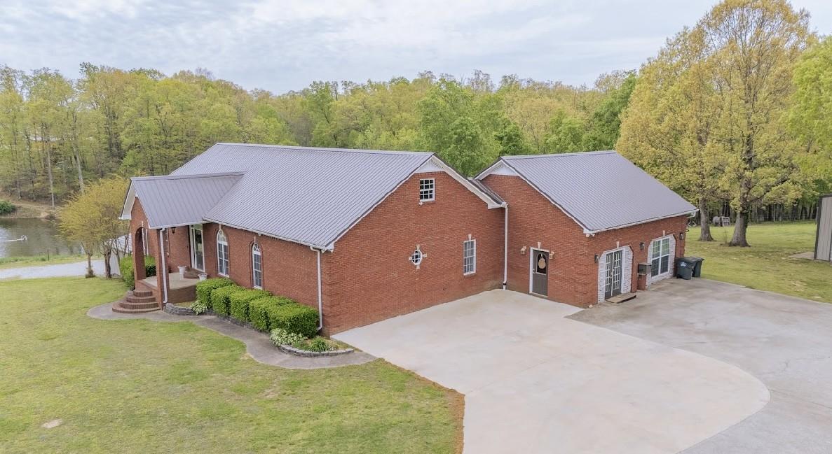 430-N-Trojan-Blvd For Sale