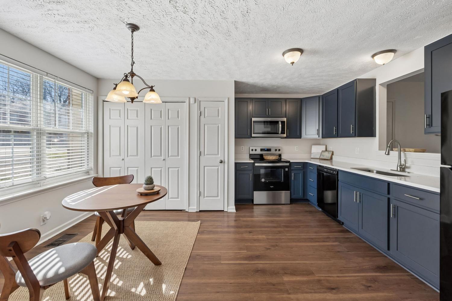 1120-Waggoner-Ct--W For Sale