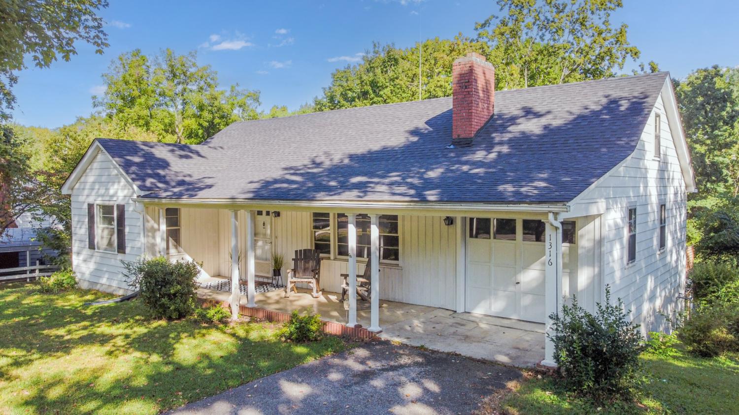 1316-Old-Glasgow-Rd For Sale