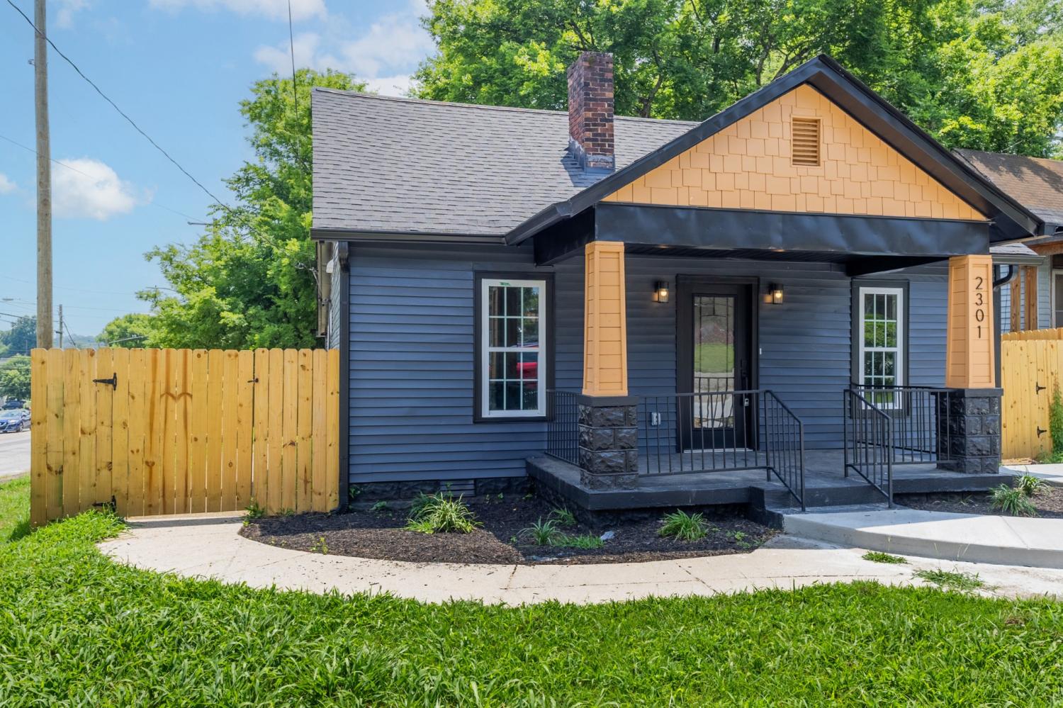 2301-Saint-Louis-St For Sale