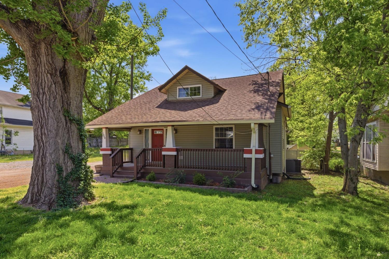1040-Sharpe-Ave For Sale