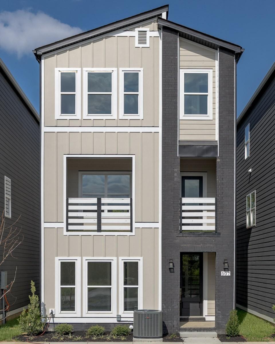 511-Kalman-Ln For Sale